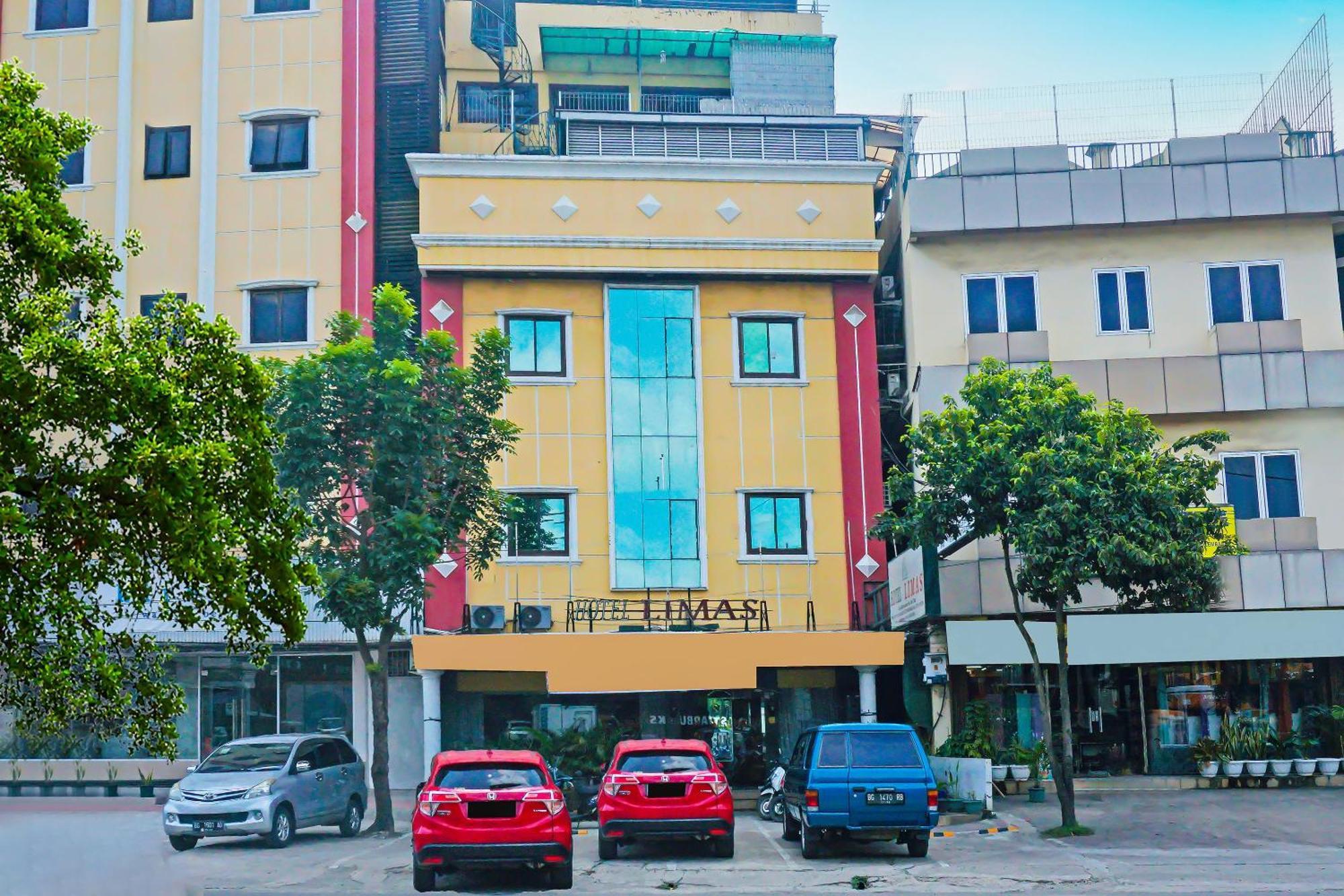 Super Oyo Collection O 92690 Hotel Limas Palembang Bagian luar foto